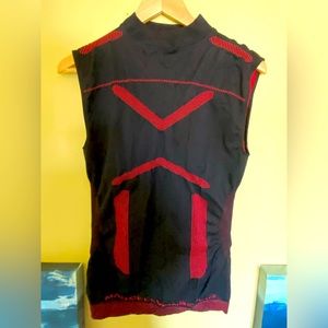 (Rare find) Marcell Von Berlin unisex sports top